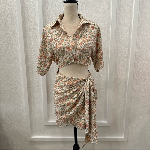 EUC Emory Park Women's Floral Two Piece Skirt Set Size Medium - Picture 3 of 14